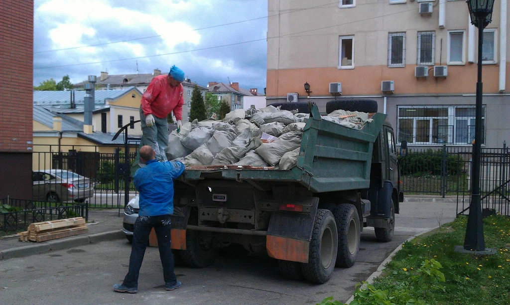 Вывоз строительного мусора в Туймазы от 1630 руб. – ПроМусор