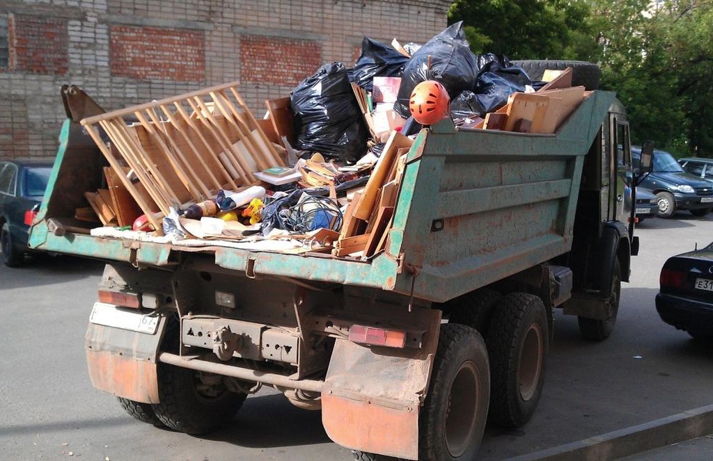 Вывоз мусора из магазина в Туймазы от ПроМусор: услуги, цена от 1783 руб., утилизация отходов