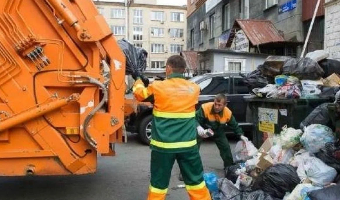 Срочный вывоз мусора в Туймазы от ПроМусор — заказ день в день от 2904 руб., грузчики, цена