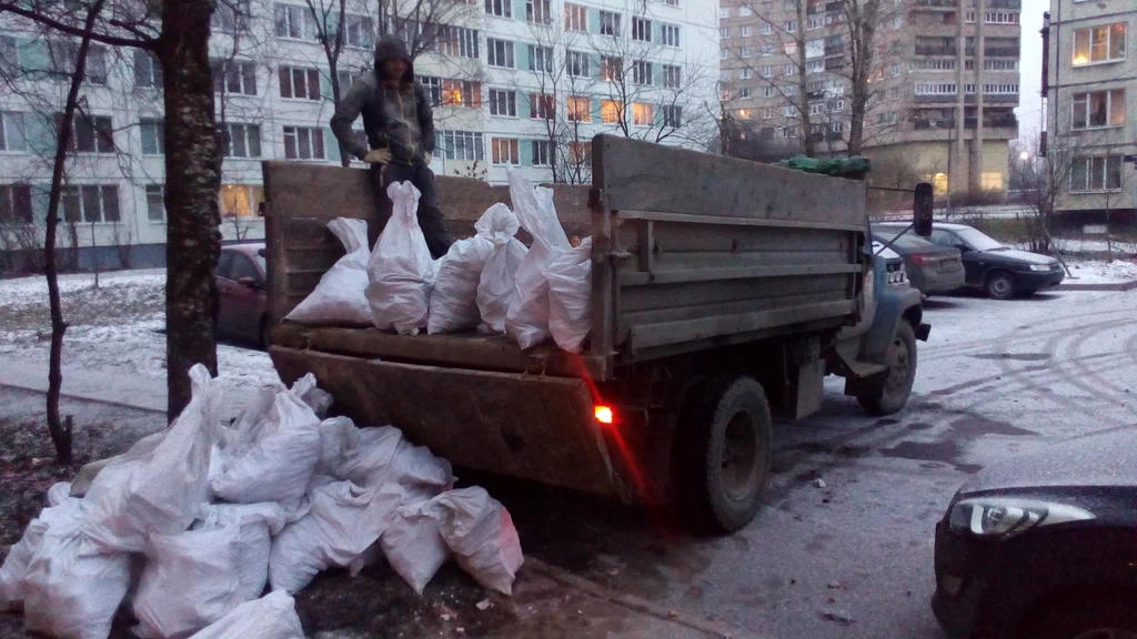 Вывоз мусора в мешках в Туймазы в октябре