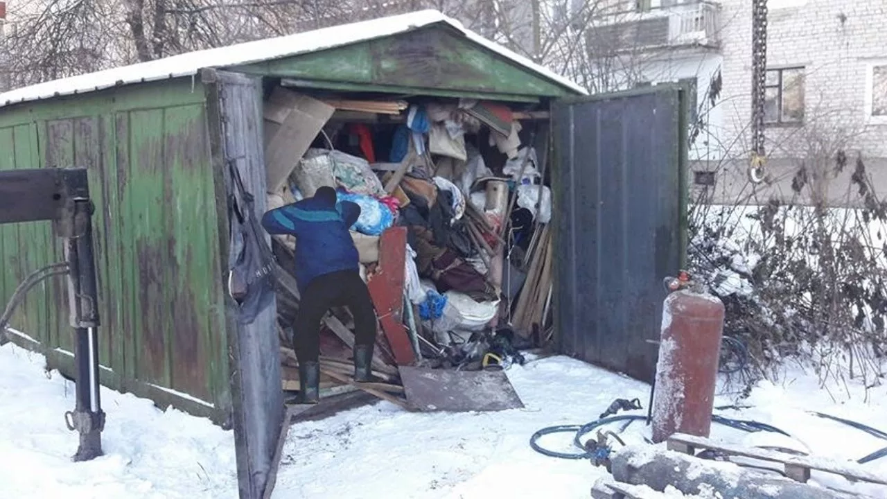 Вывоз мусора из гаража с гарантией чистоты в Туймазы в октябре