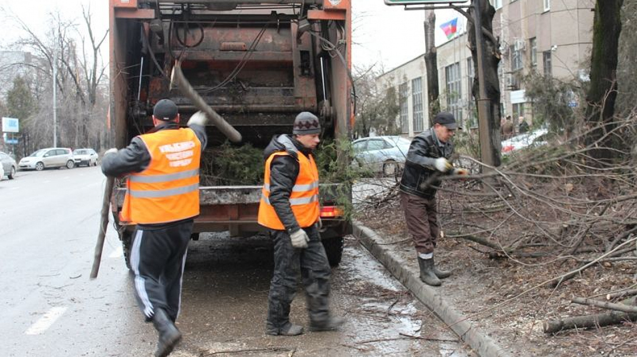 Уборка после стихийного бедствия в Туймазы от 2904 руб